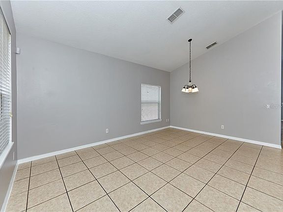 5th image of 7637 Rex Hill Trl