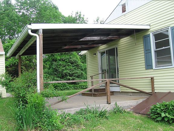 Covered patio