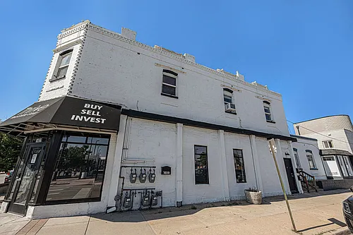 4 W Arkansas Ave Photo 1