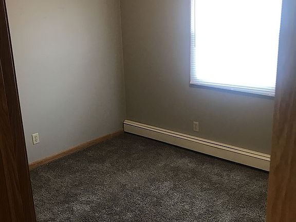 5th image of 335 Iowa Ave #5718096