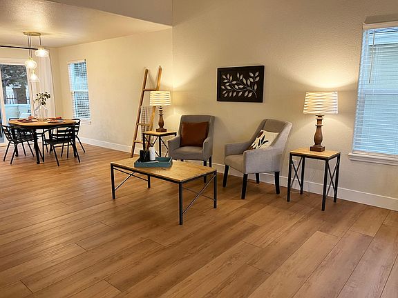 Living room & dining area