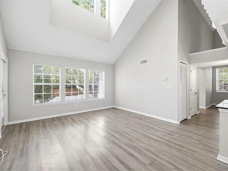 3274 Haviland Ct #201 — Photo 11