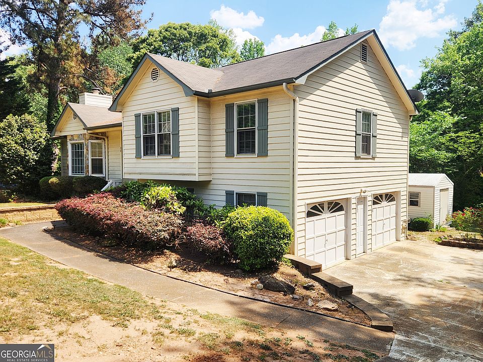1st image of 24 Brandywine Dr