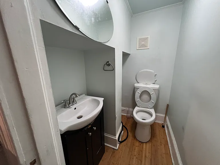 23 W 27th St #23 — Photo 17