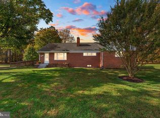 22330 Goshen School Rd, Laytonsville, MD 20882