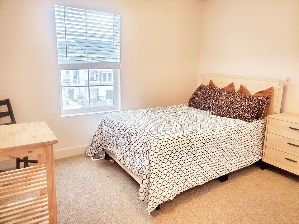 1st image of 3461 S State St #2E
