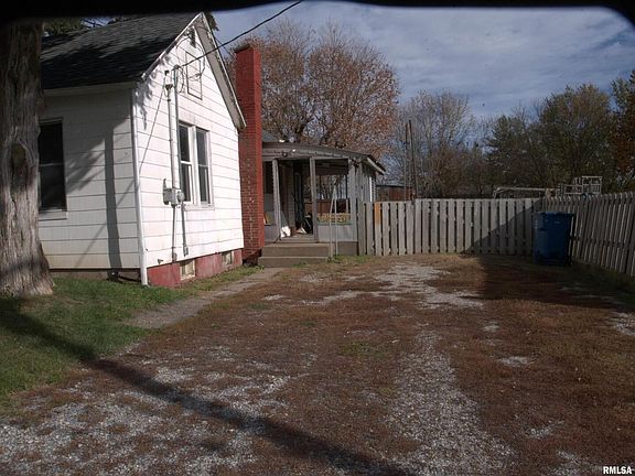 4th image of 400 1st Ave
