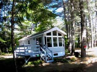 28 Bark Cir, Campton, NH 03223