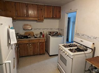 1512 Adena St, Bakersfield, CA 93306