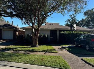 5028 Ithaca St, Metairie, LA 70006