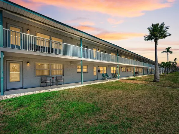 5257 81st Ln N APT 2, Saint Petersburg, FL 33709