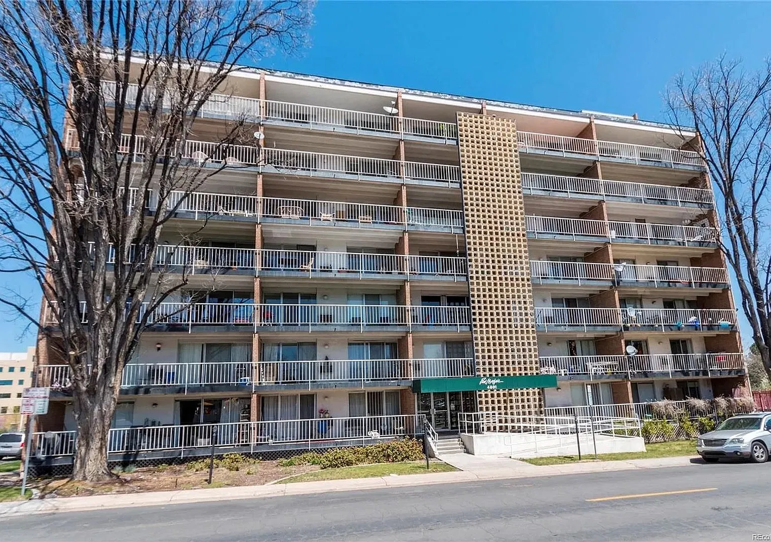Hale Studio Condo with Private Balcony! Available Now! — Photo 1