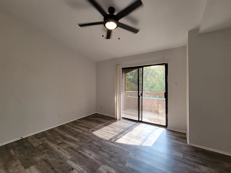 Oak Bend — Photo 17