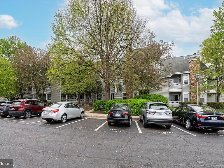 4417 Fair Stone Dr #103 — Photo 31