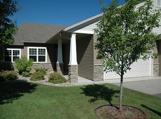 11707 Sandy Pointe Ln NE, Rochester, MN 55906