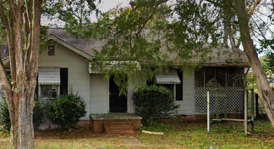 1st image of 3016 Dawson St