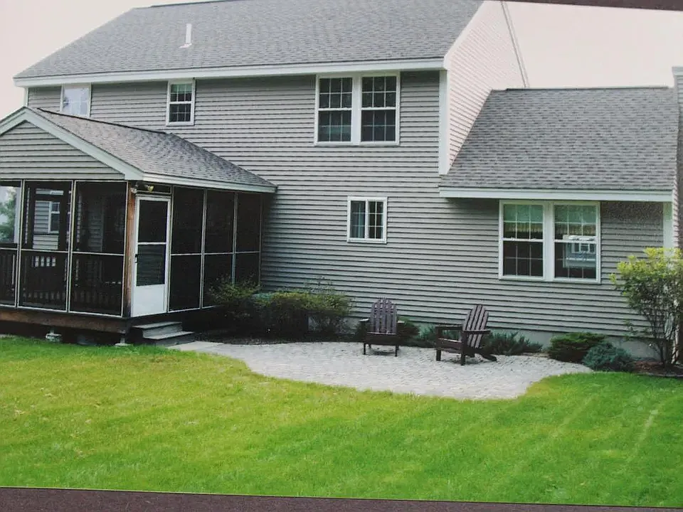 Cambridge Drive, Merrimack — Photo 2