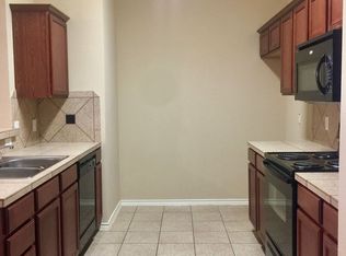 355 Schirra Ct, Lavon, TX 75166