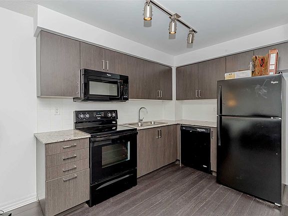 4th image of 80 Esther Lorrie Dr #322