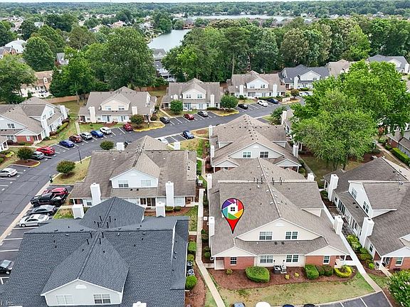 3rd image of 1713 Orchard Way