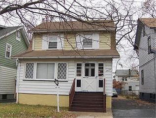 1st image of 13 Beechwood Pl