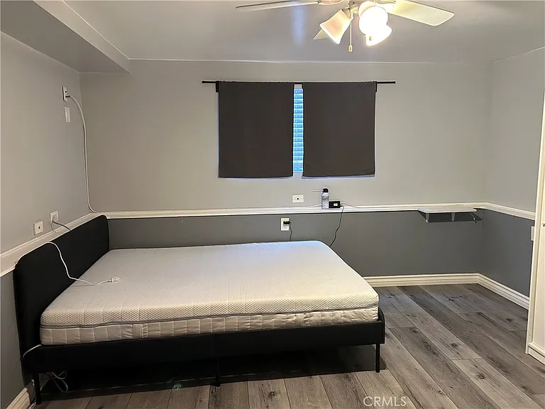 2126 Grandview Dr — Photo 5