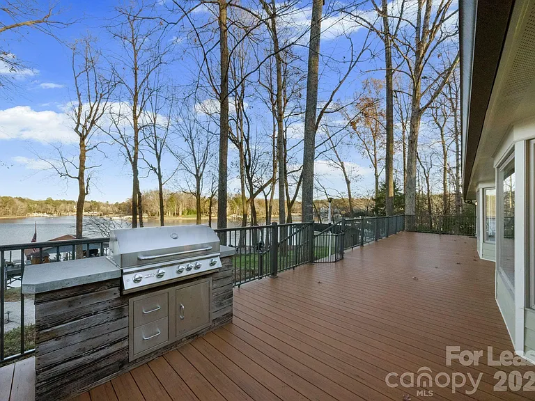 19709 Stough Farm Rd — Photo 29