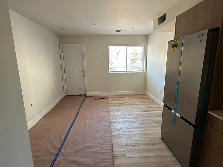 44 Warner St #B8 — Photo 3