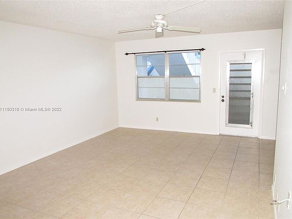 3rd image of 235 Newport Ct #O