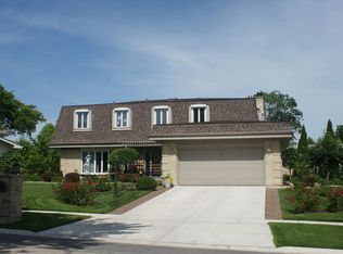 435 Neal Ct, Schaumburg, IL 60193