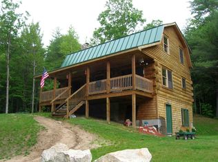 14 Carlton E Edwards Dr, Raymond, ME 04071