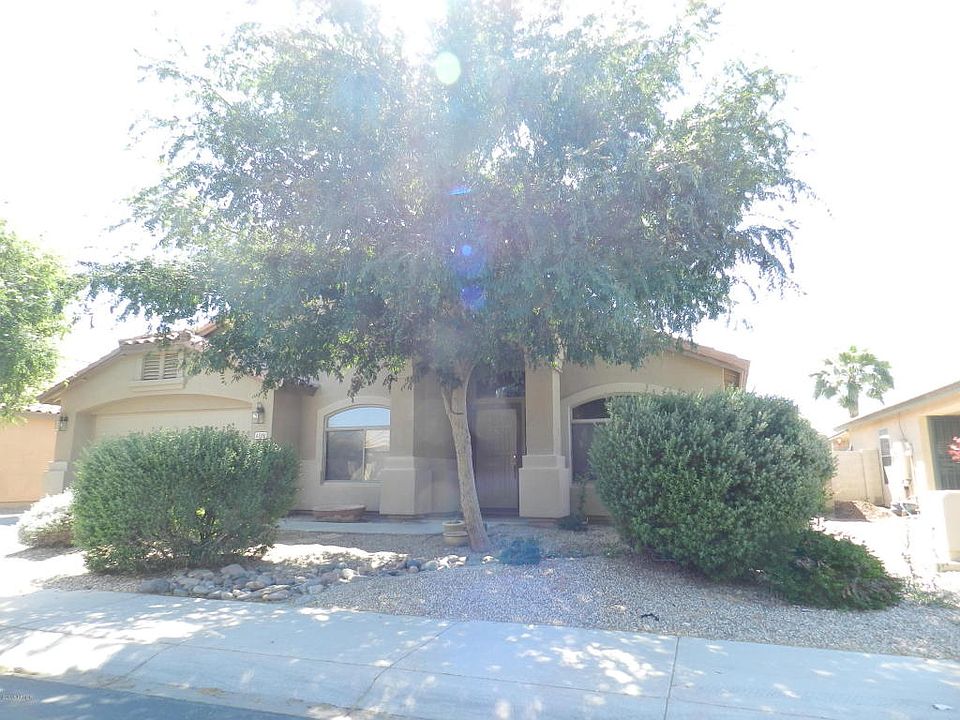 1st image of 43391 W Hillman Dr