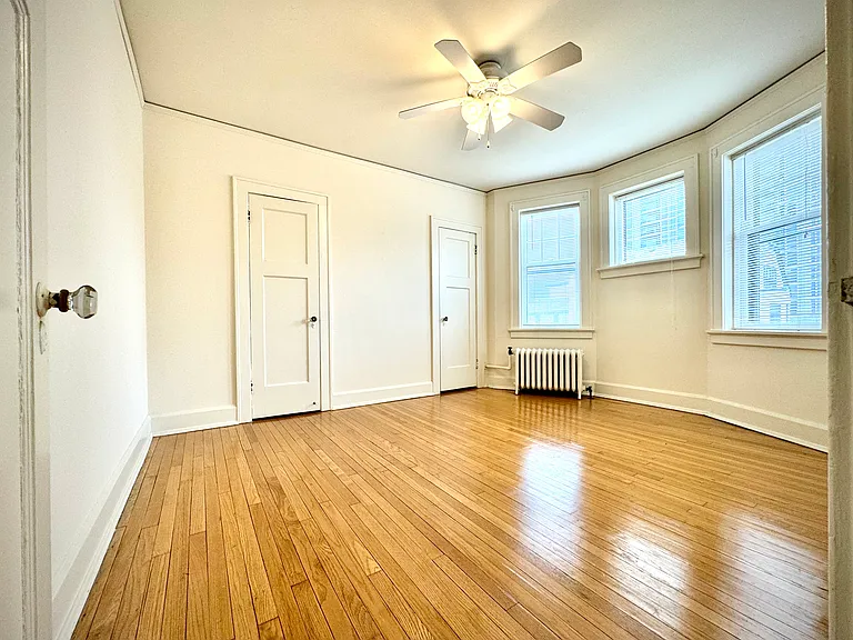 1710 N Prospect Ave — Photo 14
