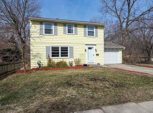 11 S 7th Ave, Iowa City, IA 52245