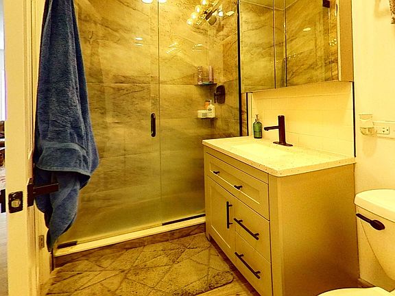 4th image of 3533 N Southport Ave #1344-2W