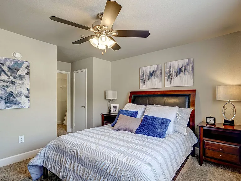 Allure at Tempe Apartments — Photo 8