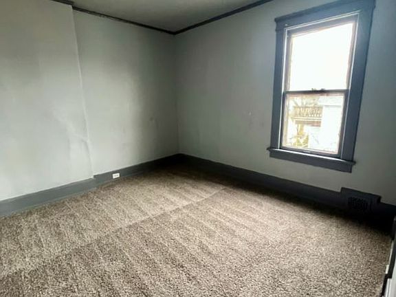 5th image of 400 E Auer Ave #400