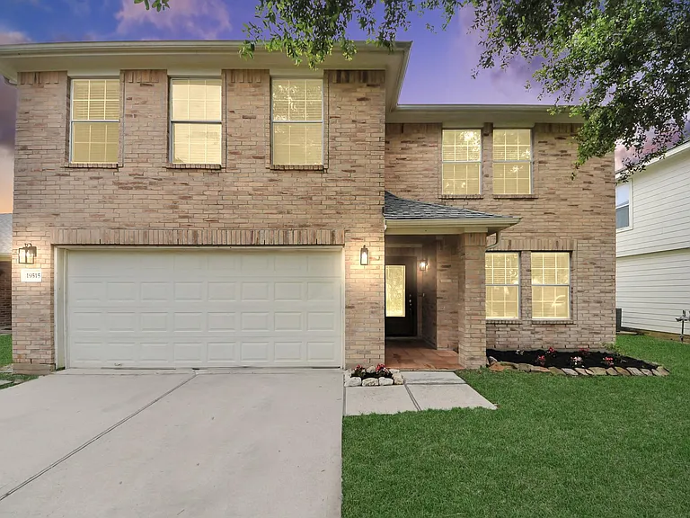 19515 Billineys Park Dr — Photo 1