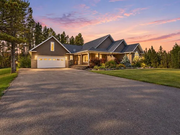 312 Westwood Close, Clearwater County, AB T0M 0C0