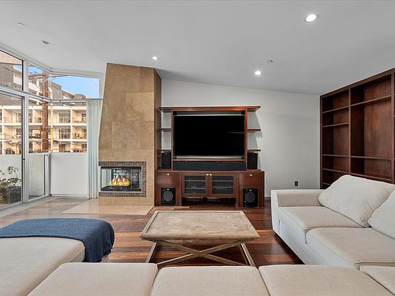 3rd image of 110 Avenue B
