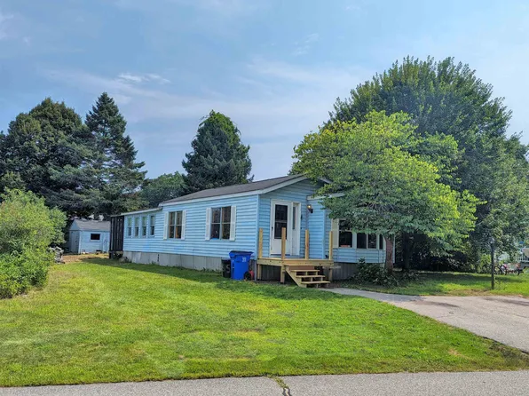 21 Donna Drive, Exeter, NH 03833