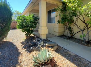 8928 La Vida Ln SW, Albuquerque, NM 87121