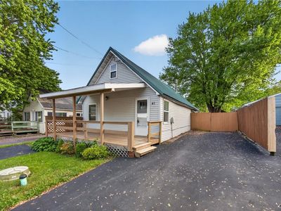 41 Woodworth Rd W, Central Square, NY, 13036