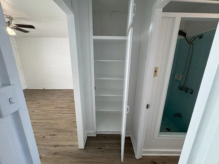 1116 Isenberg St — Photo 19