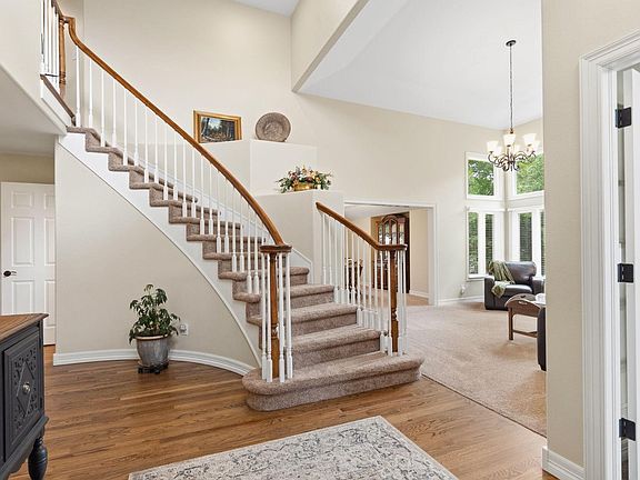3rd image of 6448 Southridge Greens Blvd