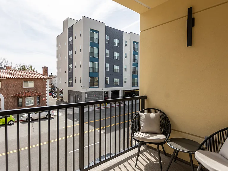 245 North Arlington Apartments — Photo 25