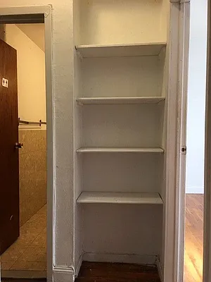 Rented by EXR | media 26