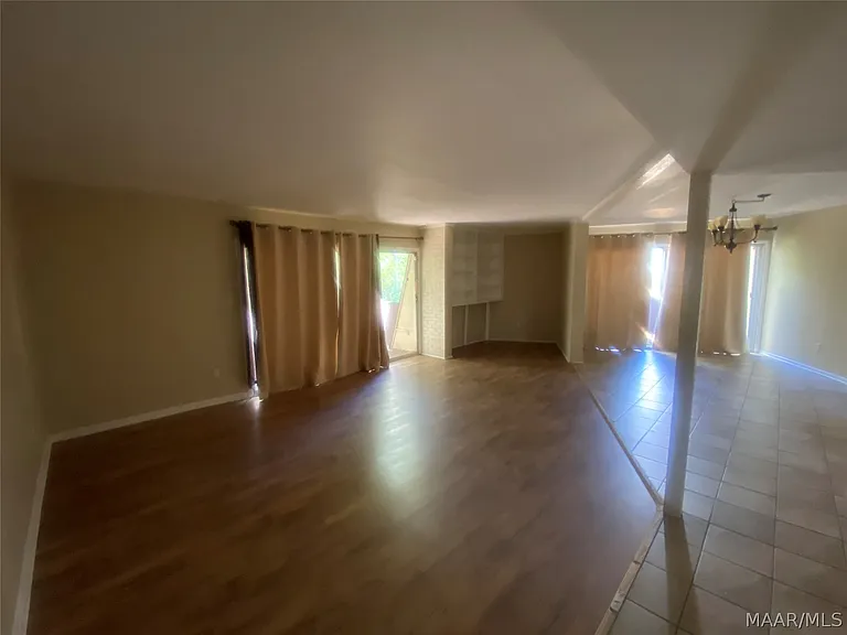 2440 Price St #C — Photo 10