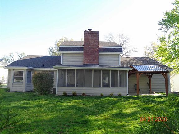 2nd image of 1929 Cedarmill Dr