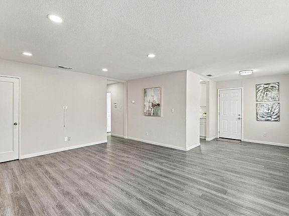 5th image of 7330 25th Ave
